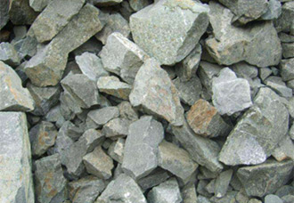 Biji nikel berkualitas tinggi